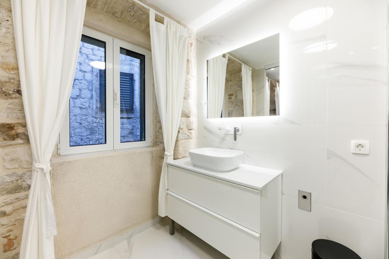 Palace Luxury Room Split Ngoại thất bức ảnh